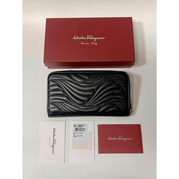 FERRAGAMO 全黑壓紋 真皮長夾 有盒有卡 保證正品