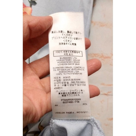 BURBERRY 8037468 淡藍黑字logo花朵 棉T 保證正品