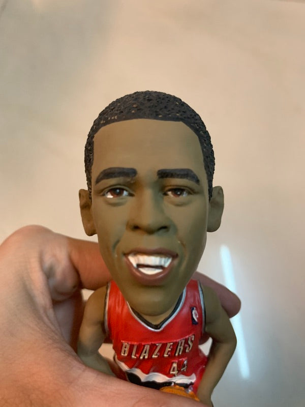 CHANNING FRYE 2008 collectors edition搖頭公仔