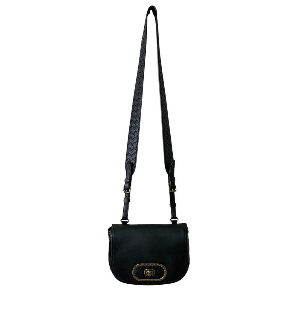 BOTTEGA VENETA 黑色 編織 羊皮 復古轉扣 翻蓋 斜背包 保證正品