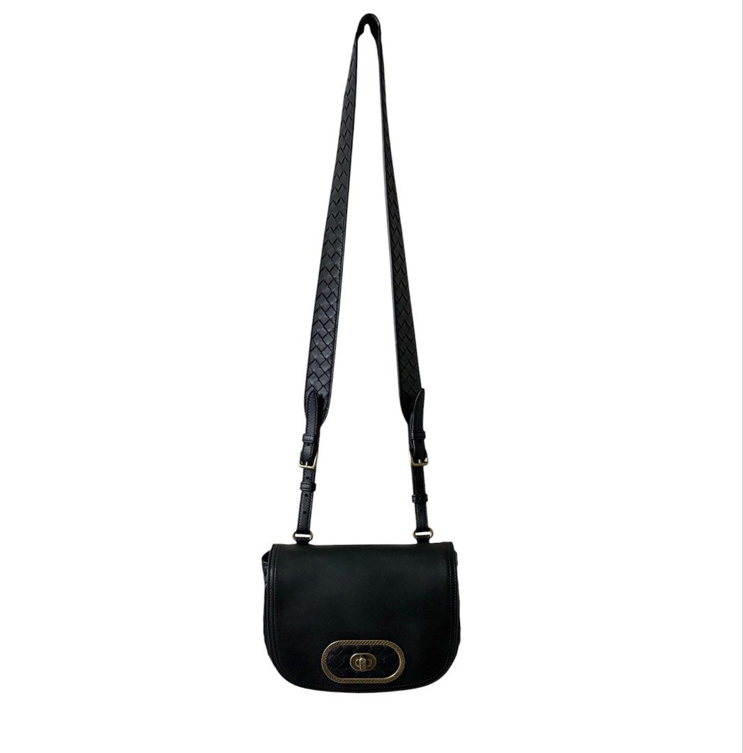 BOTTEGA VENETA 黑色 編織 羊皮 復古轉扣 翻蓋 斜背包 保證正品