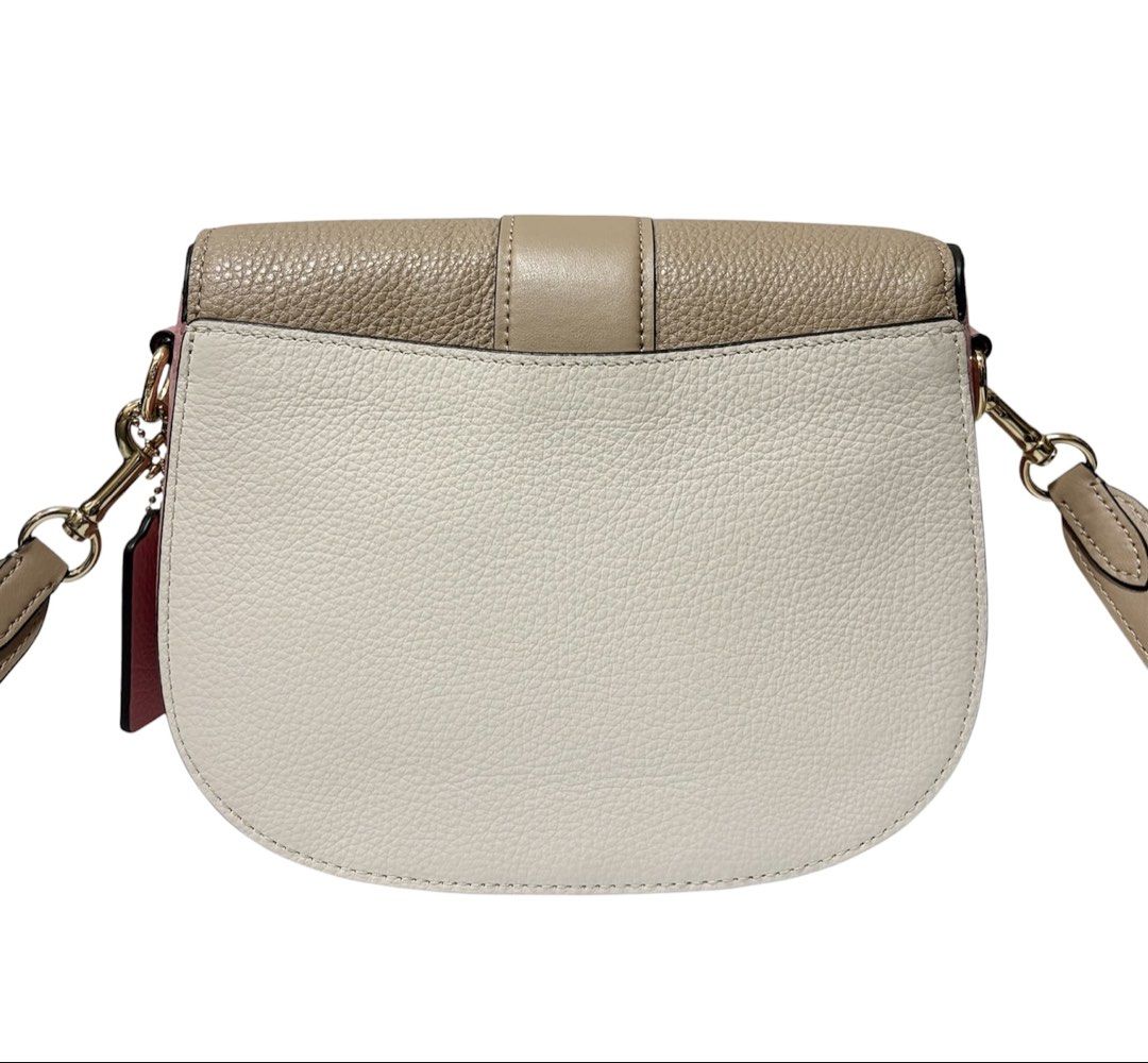 近新品❗️ ❗️ ❗️ COACH 杏色 粉色 拼接 馬鞍包 斜背包 保證正品