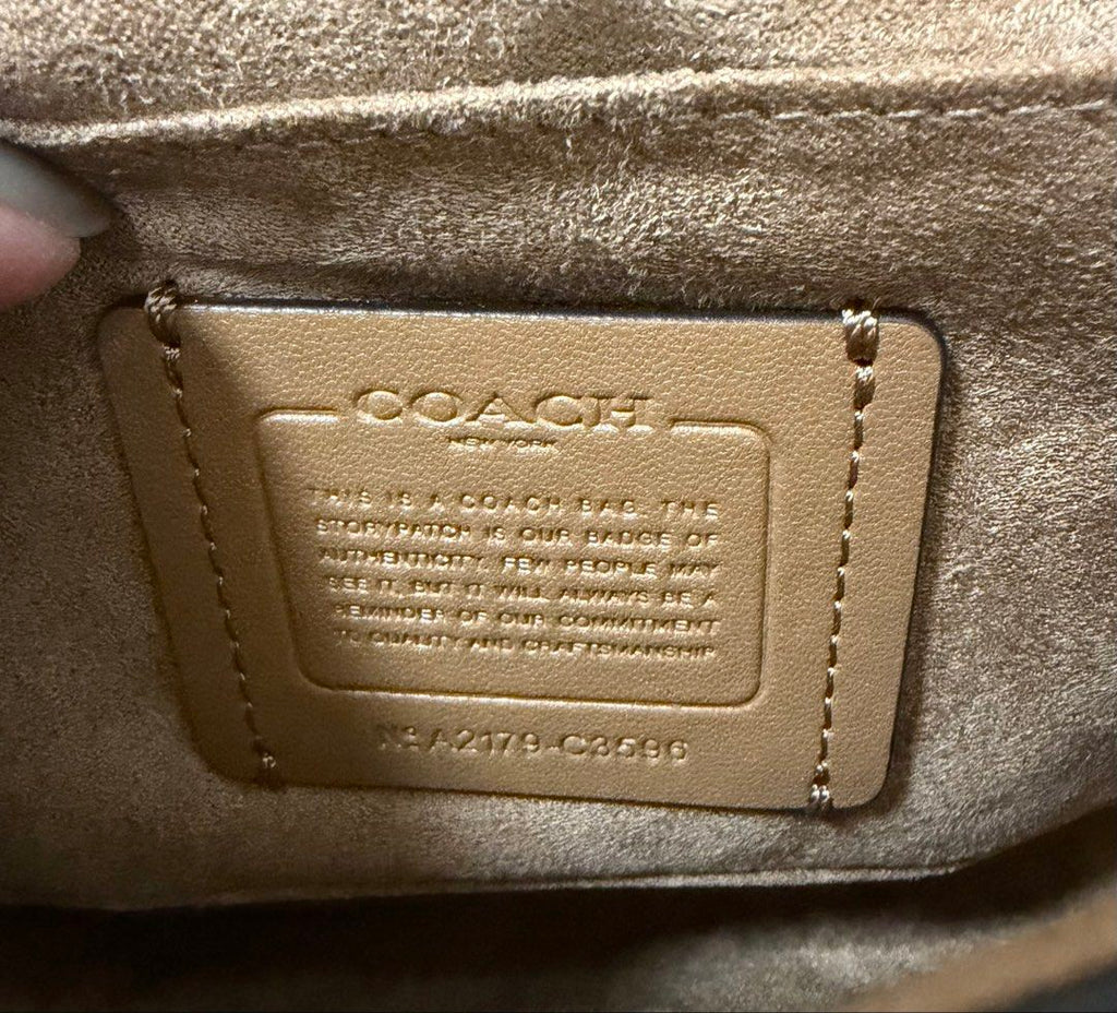 近新品❗️ ❗️ ❗️ COACH 杏色 粉色 拼接 馬鞍包 斜背包 保證正品