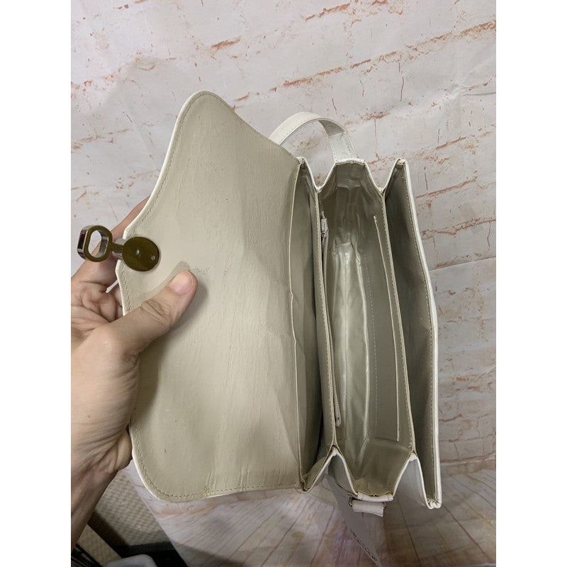 NICE 白色復古真皮編織 信封小方包