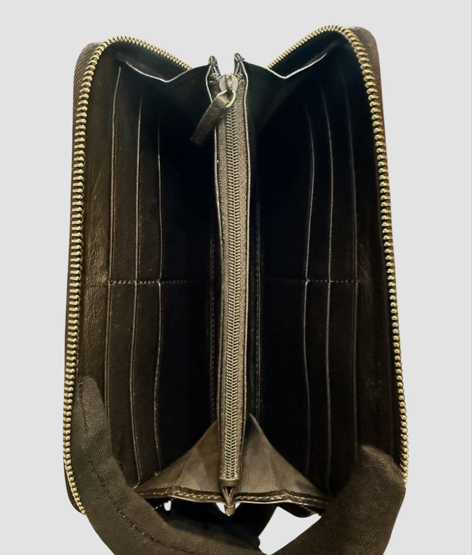 GUCCI 449391 壓紋logo真皮長夾 保證正品