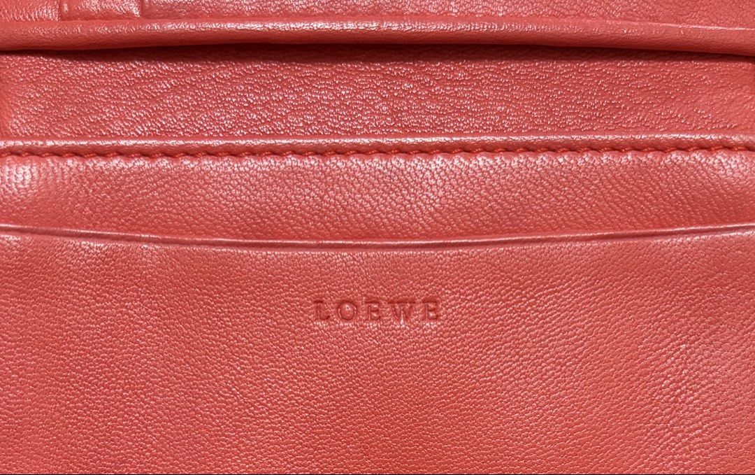 LOEWE 淡紅色 扣式 卡夾 保證正品