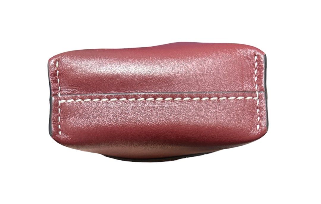 LOEWE 酒紅色 磁吸 手機 斜背包 保證正品