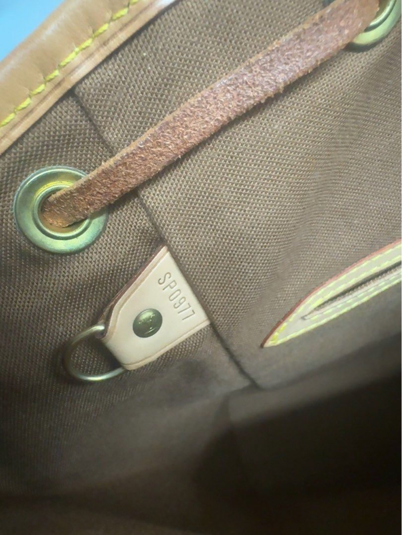 LV MONTSOURIS M51136 經典老花 後背包 保證正品