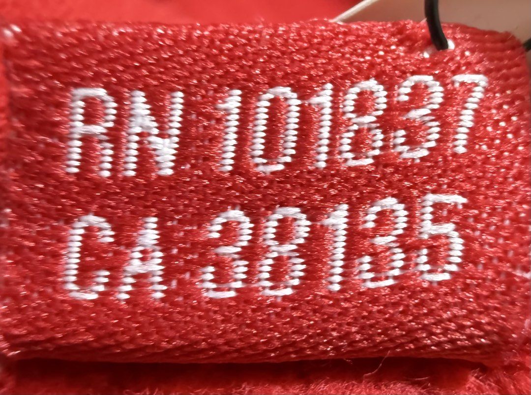 Supreme KAWS hoodie 帽T 保證100%真品