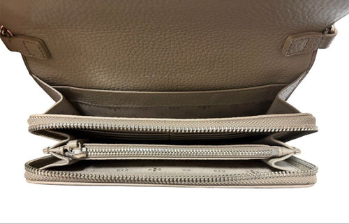 &nbsp;TORY BURCH 灰色 WOC 斜背包 保證正品