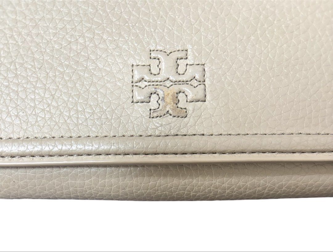 &nbsp;TORY BURCH 灰色 WOC 斜背包 保證正品