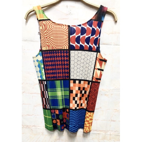 PLEATS PLEASE PP ISSEY MIYAKE 三宅 摺衣 皺褶 圖騰 無袖 上衣 背心 4號 保證正品