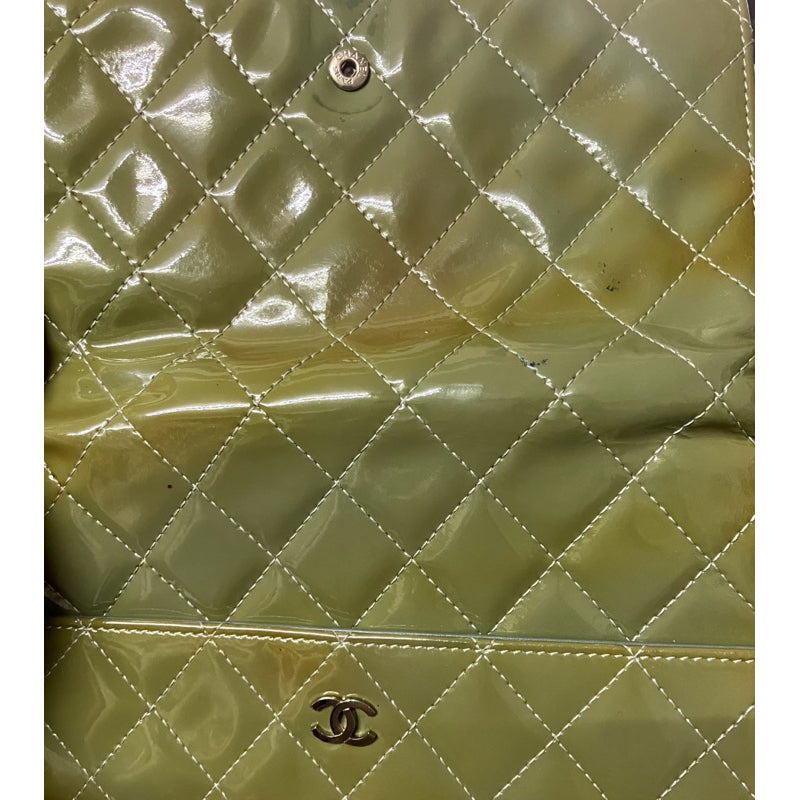 CHANEL 香奈兒 漆皮 扣式長夾 綠色 保證正品