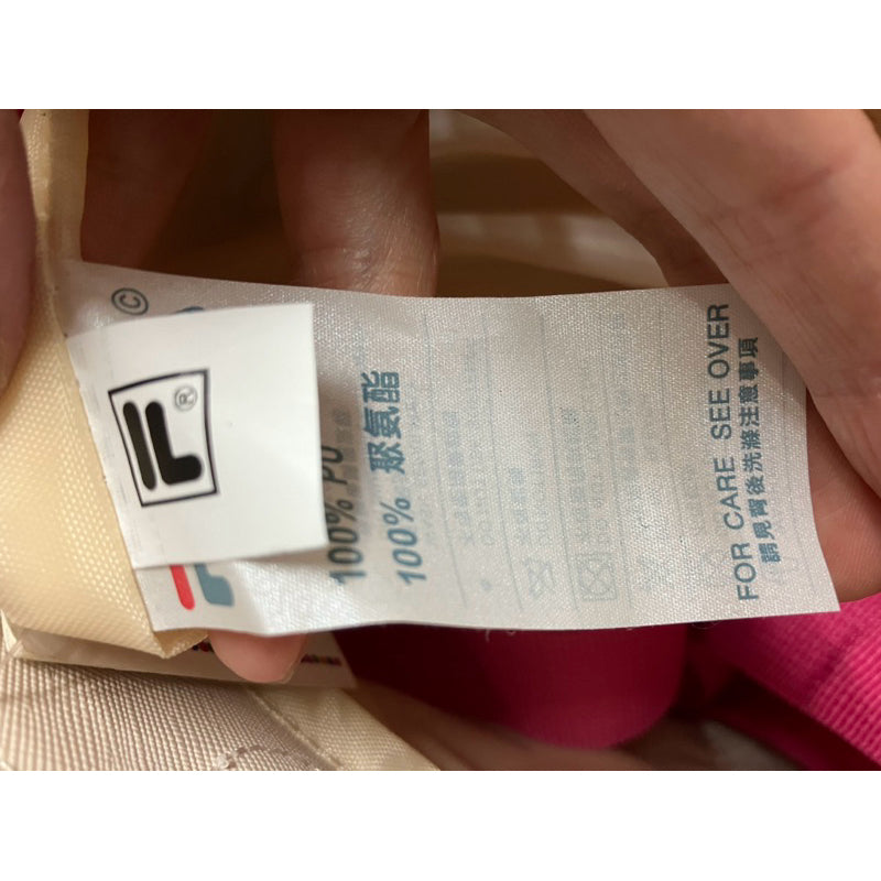 FILA小手提包 附背帶 可斜背 保證正品