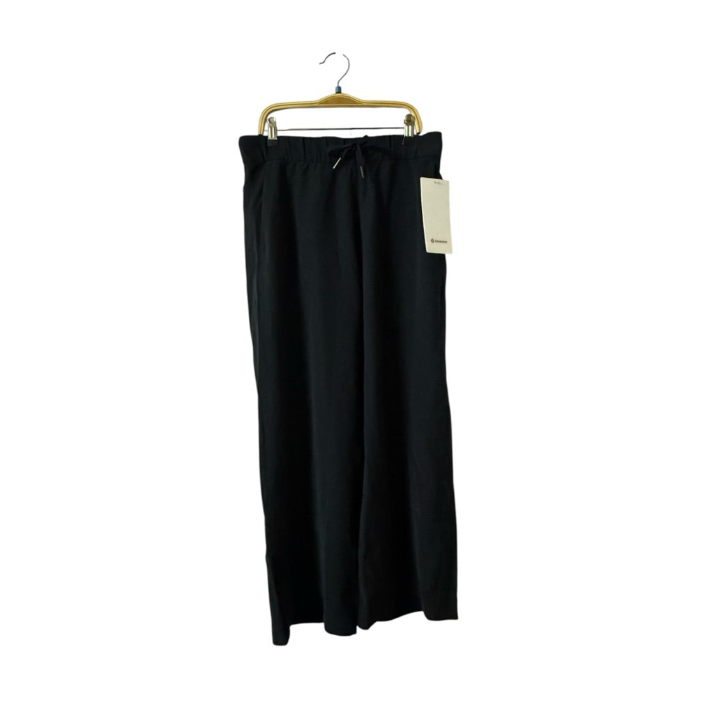 lululemon 全新九分瑜珈喇叭褲On the Fly 7/8 Pant*Woven 保證100%真品