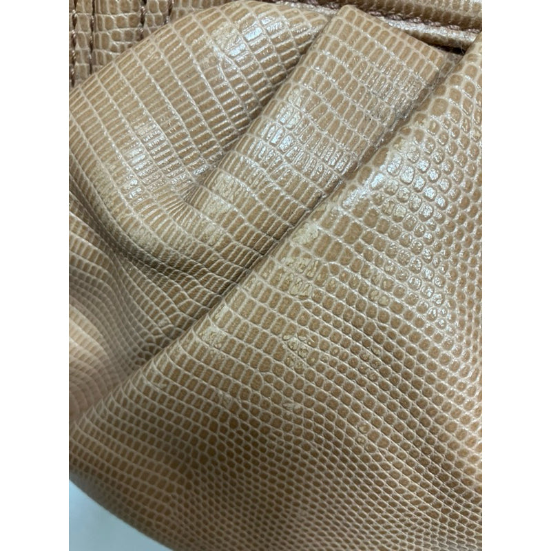 BCBG MAXZRIA 全新粉膚色手拿包