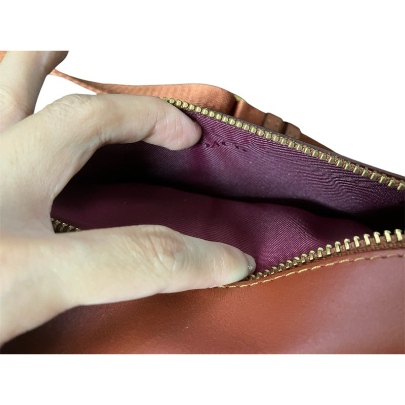 COACH 滿版LOGO 馬車 小腰包 保證正品
