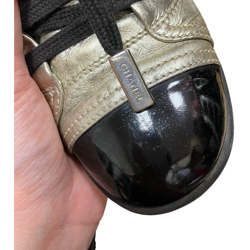 CHANEL 銀白色球鞋 保證正品