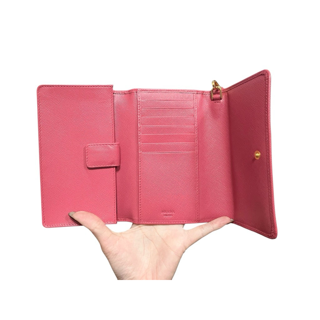 PRADA 桃粉色 浮雕LOGO 防刮皮 中夾 手機夾 保證正品