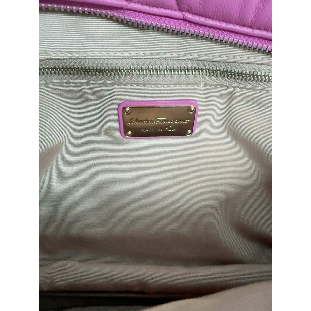 Ferragamo 菱格鏈條 肩背包