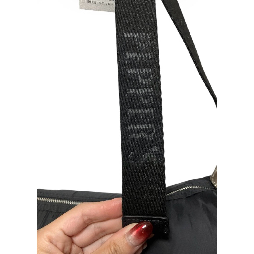 全新品❗️❗️❗️PEPPERS 黑色 尼龍 船型 肩背 斜背 軟包