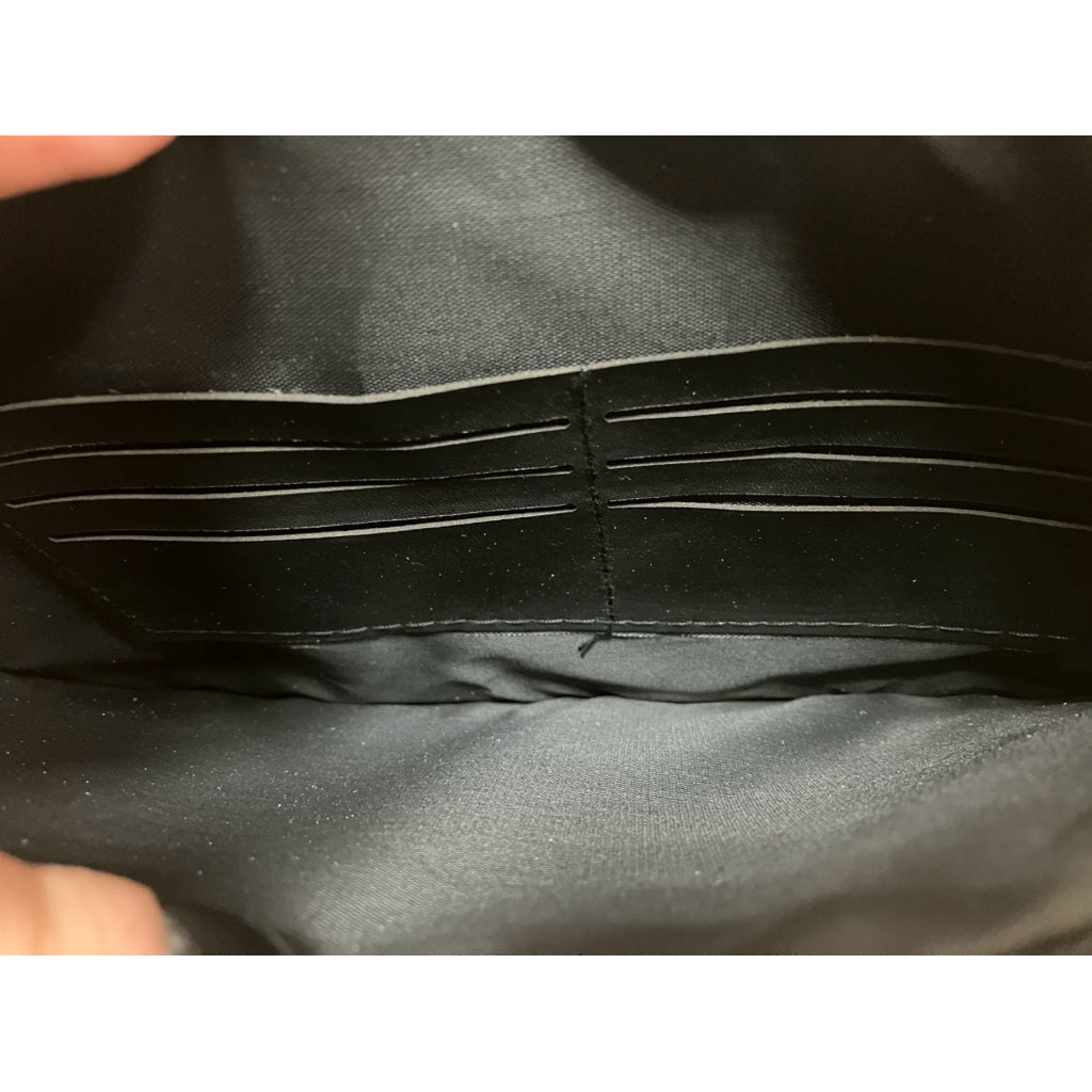 全新品❗️❗️❗️PIGUET 黑色 虎頭 經典手拿包